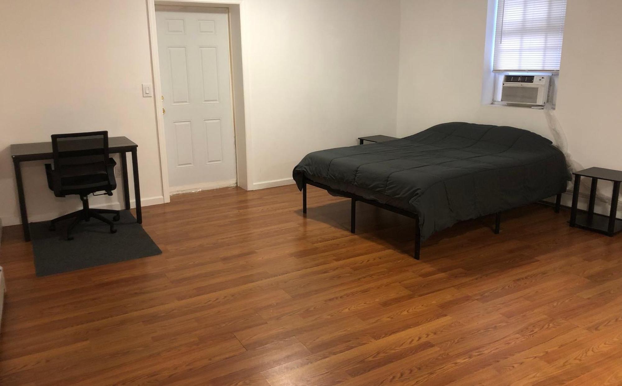 Large And Private Apartment Can Sleep Up To 8 People Comfortably With Direct Nyc Manhattan Train Only 5 Minute Walk Away Elizabeth Exterior photo